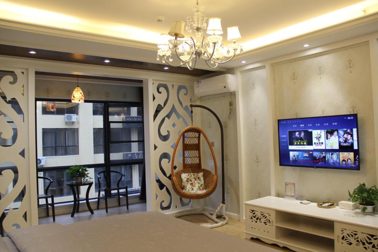 Doudou Meilan Fengqing Inn Jinghong Exterior photo