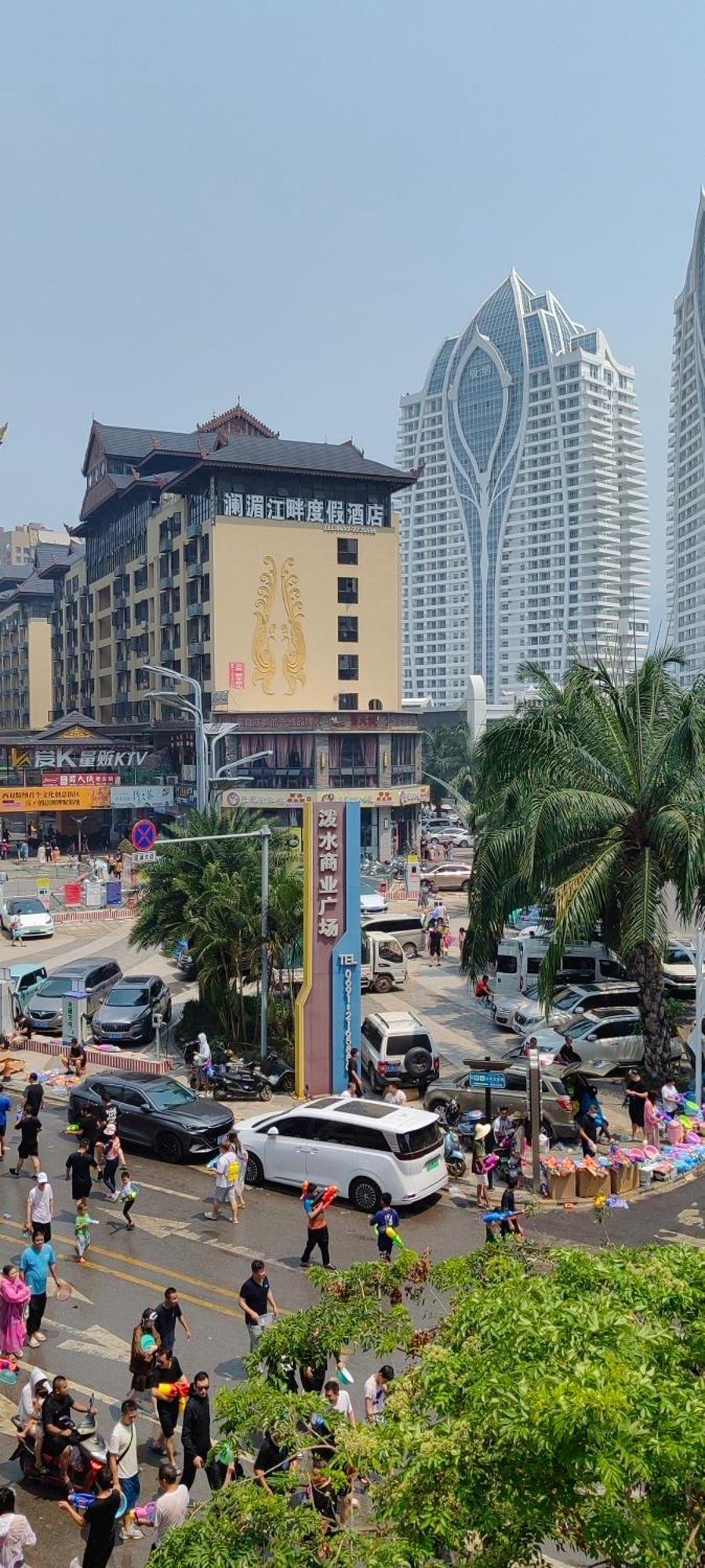 Doudou Meilan Fengqing Inn Jinghong Exterior photo